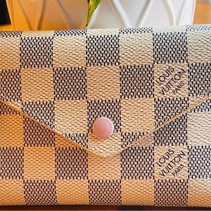 Louis Vuitton Victorine Wallet
